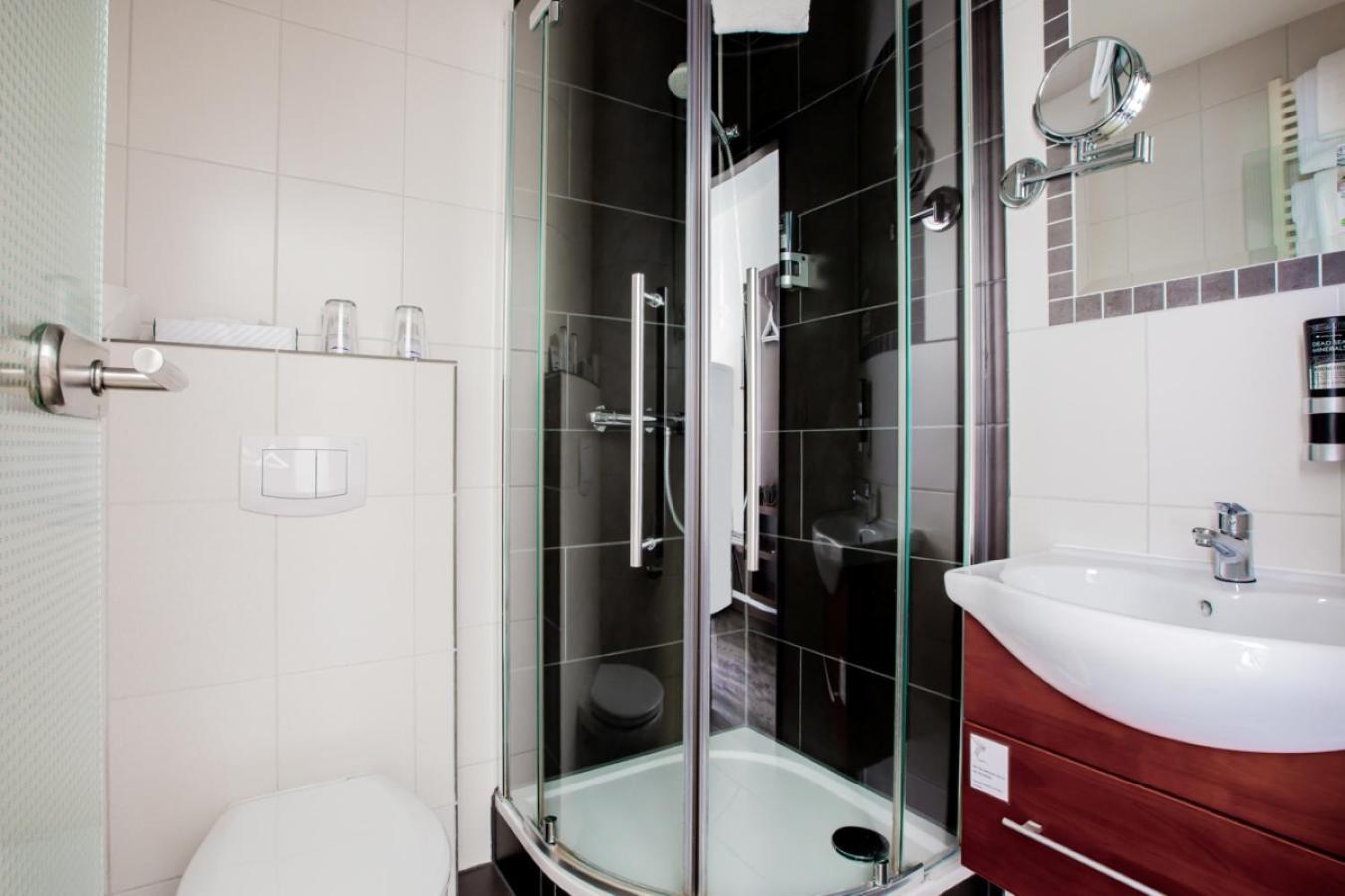 Hotel Das Kronprinz Troisdorf Oda fotoğraf